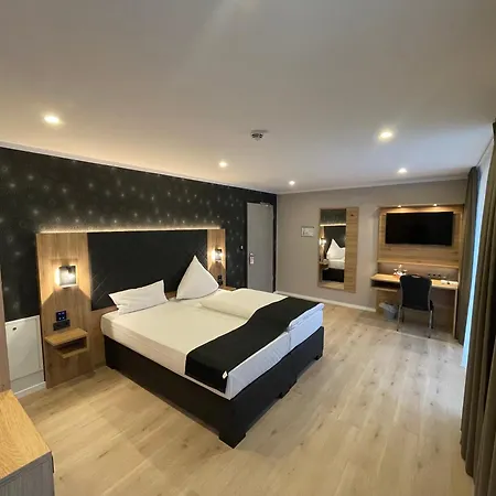 Akzent Tietmeyer & Cross Side