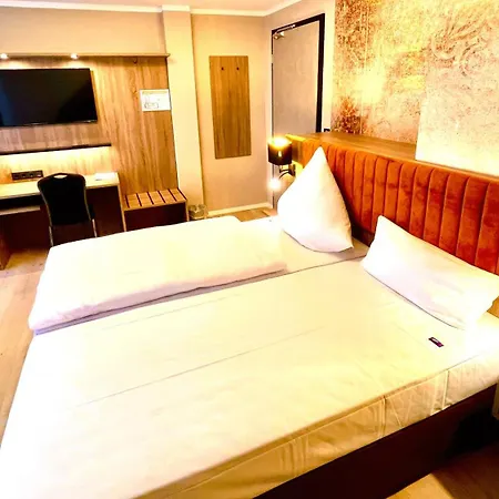 Akzent Tietmeyer & Cross Side