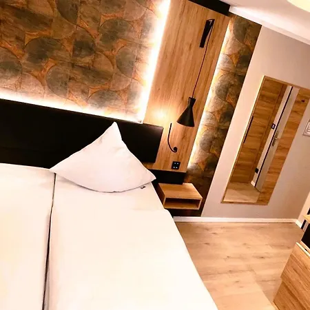 מלון Akzent Tietmeyer & Cross Side 4*