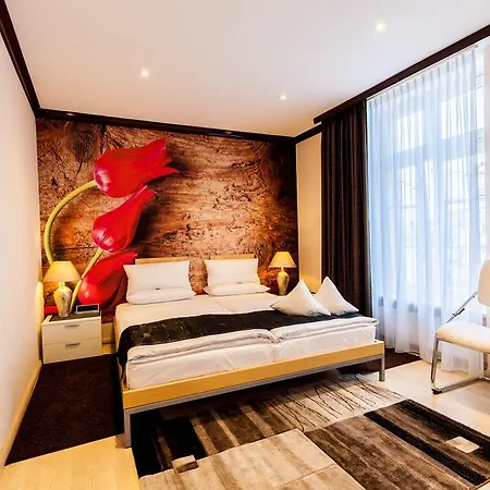 Otel Akzent Tietmeyer & Cross Side 4*