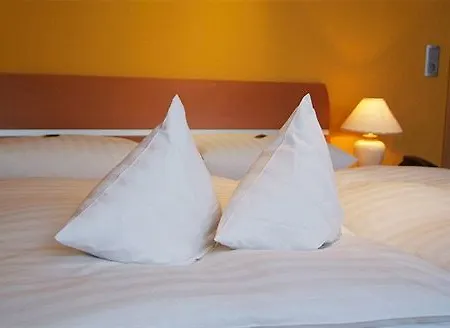 Hotel Akzent Tietmeyer & Cross Side 4*