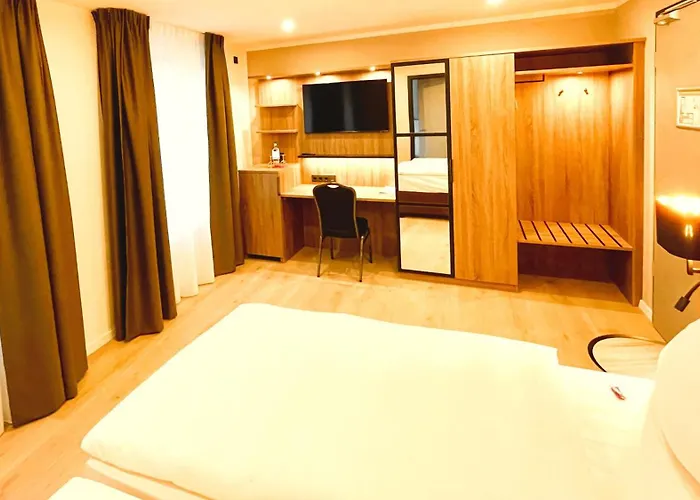 Hotel Akzent Tietmeyer & Cross Side