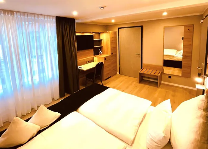 Akzent Tietmeyer & Cross Side 4*