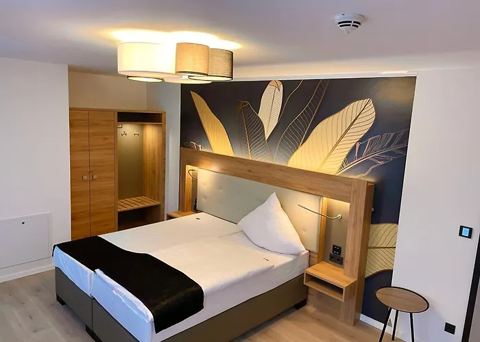 Akzent Tietmeyer & Cross Side 4*