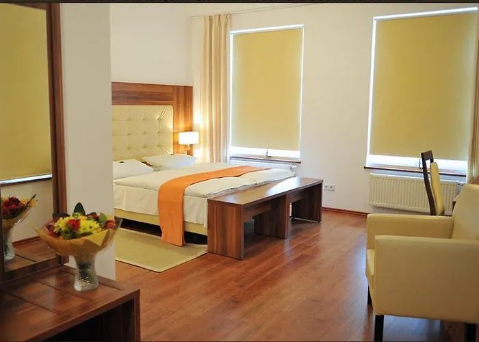 Akzent Tietmeyer & Cross Side