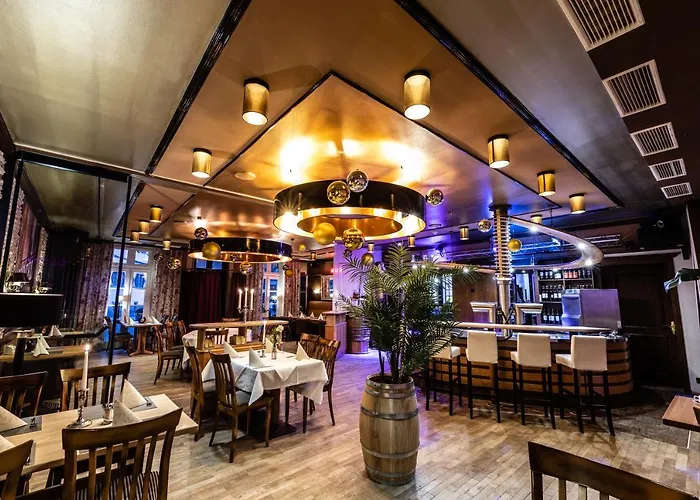 Отель Akzent Tietmeyer & Cross Side